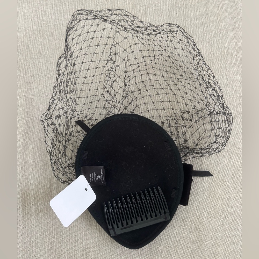 H&M clip on veil with bow